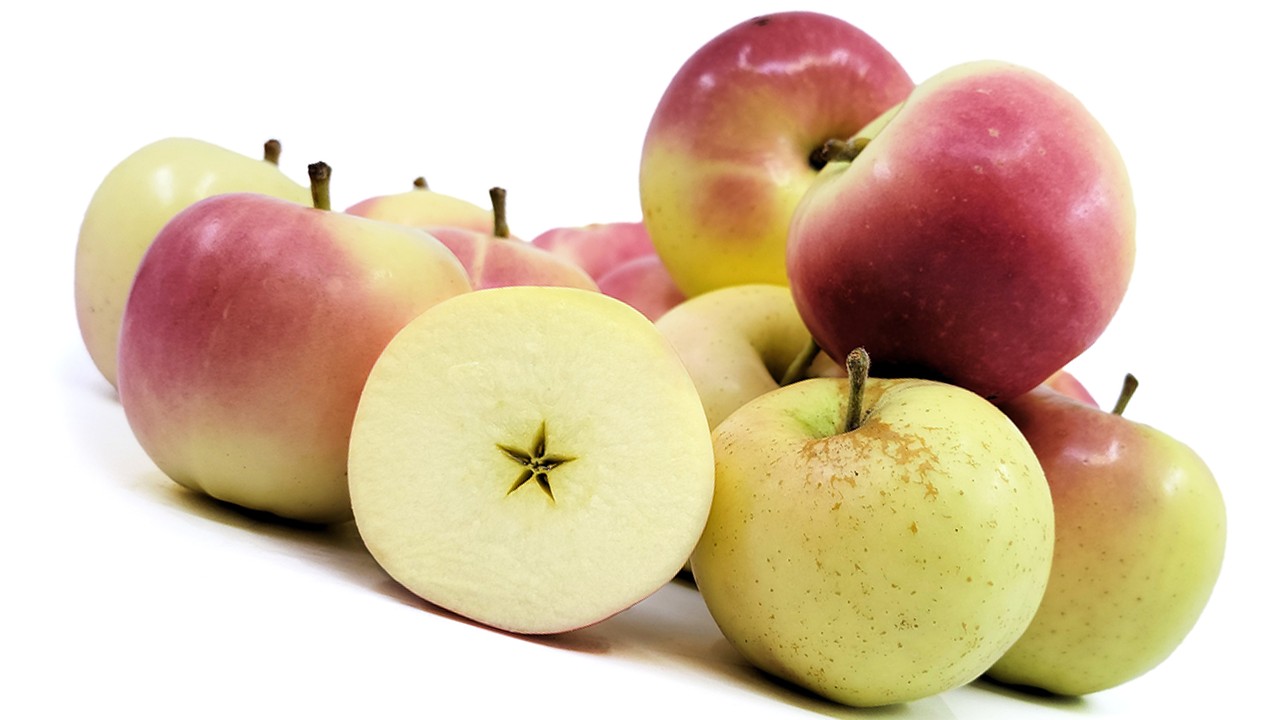 Winter Banana Apple (Яблоня Винтер Банана) Winter Banana Apple (Яблоня Винтер Банана)